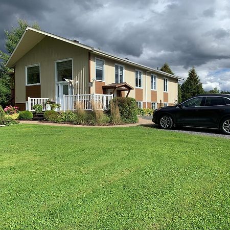 Aux Quatre Vents 4,5 Grand Logement Prive Lac-Megantic Exterior photo